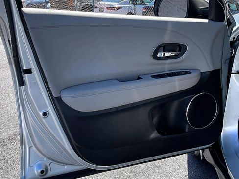 Used 2016 Honda HR-V EX-L image 22