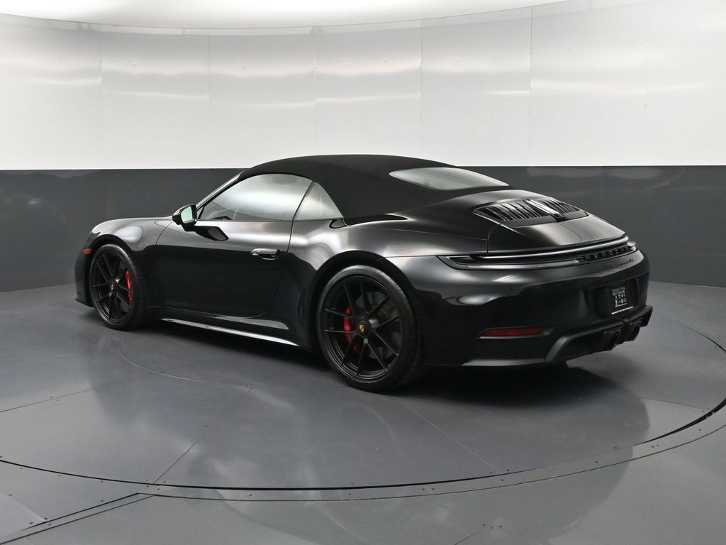 Certified 2026 Porsche 911 Carrera 4 GTS AWD/4WD image 3