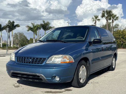 Used 2002 Ford Windstar LX image 2