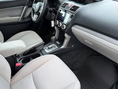 Used 2017 Subaru Forester 2.5i Premium image 15