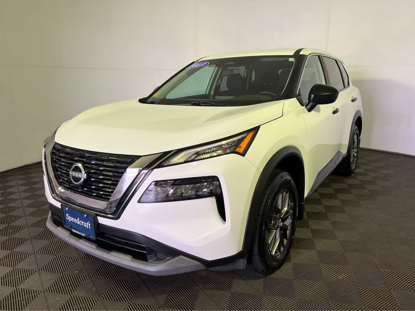 Certified 2023 Nissan Rogue S AWD/4WD image 3