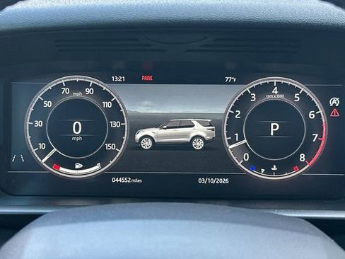 Used 2020 Land Rover Discovery Landmark image 24