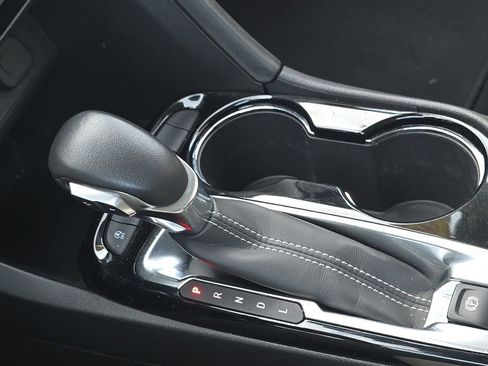 Used 2023 Buick Encore GX Select image 20