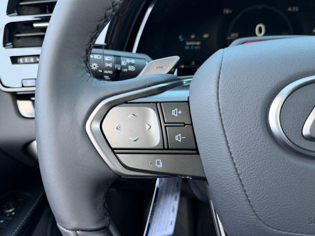 New 2026 Lexus RX 350h w/ Convenience Package AWD/4WD image 16