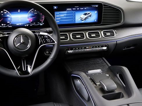 New 2026 Mercedes-Benz GLE 450 4MATIC image 17