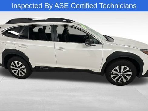 Certified 2025 Subaru Outback Premium image 2