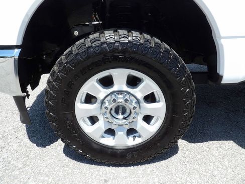 Used 2024 Ford F250 XLT w/ FX4 Off-Road Package AWD/4WD image 54