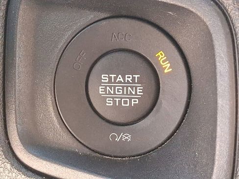 Used 2024 Jeep Wrangler Sport S image 22