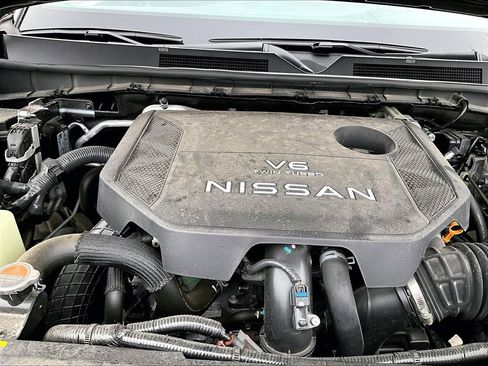 Certified 2025 Nissan Armada SL AWD/4WD image 33