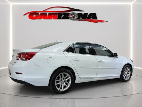 Used 2015 Chevrolet Malibu LT w/ Power Convenience Package FWD image 5