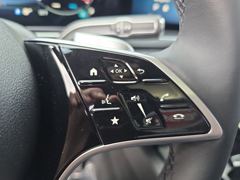 New 2026 Mercedes-Benz GLE 350 4MATIC image 18