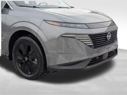 Used 2025 Nissan Murano SV image 32