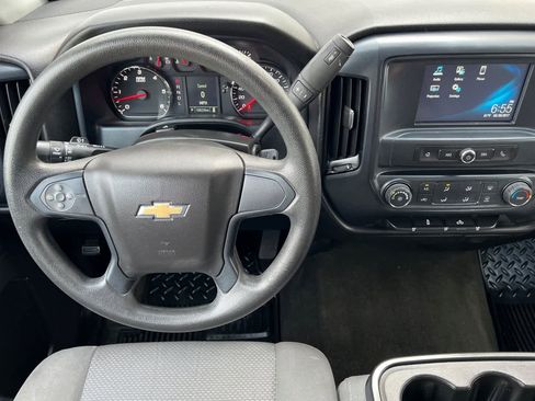 Used 2017 Chevrolet Silverado 1500 Custom image 16