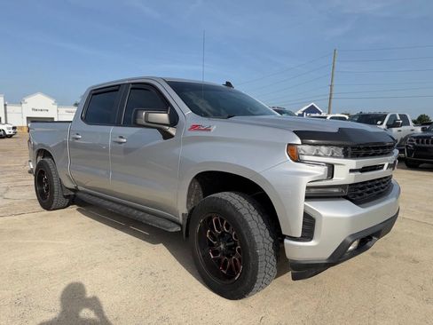 Used 2022 Chevrolet Silverado 1500 RST w/ Convenience Package II AWD/4WD image 3