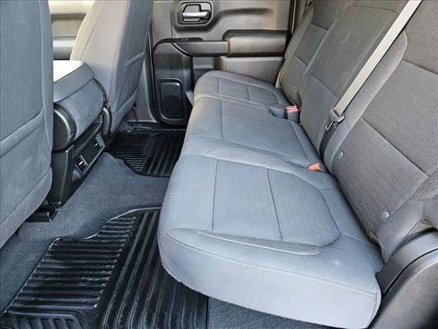 Used 2022 Chevrolet Silverado 1500 Custom w/ Safety Confidence Package image 16