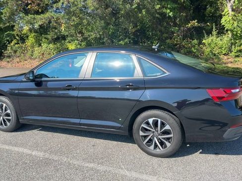 Used 2024 Volkswagen Jetta S image 37