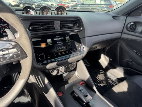 Used 2024 Nissan Z NISMO w/ Floor Mat Package image 25