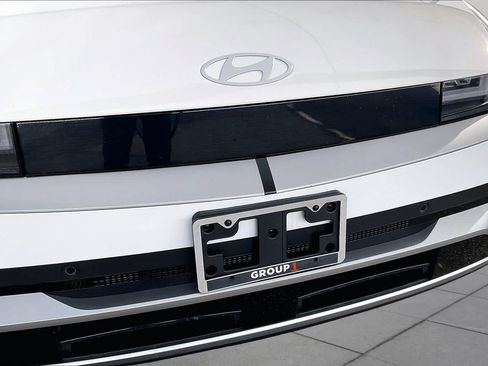 Certified 2026 Hyundai Ioniq 5 SE RWD image 29