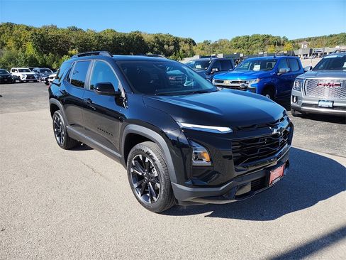 New 2026 Chevrolet Equinox RS w/ Convenience Package III image 2
