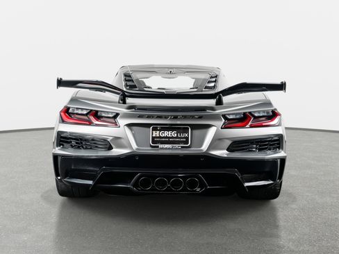 Used 2023 Chevrolet Corvette Z06 image 11