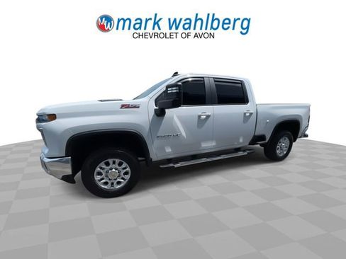 Certified 2025 Chevrolet Silverado 2500 LT AWD/4WD image 4