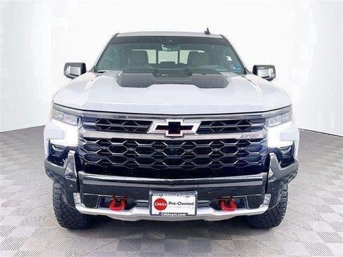 Used 2025 Chevrolet Silverado 1500 ZR2 w/ Technology Package AWD/4WD image 2