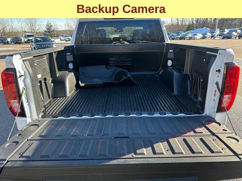 Used 2025 GMC Sierra 1500 Elevation image 10