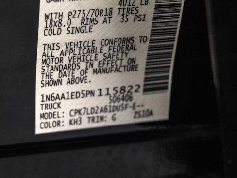 Used 2023 Nissan Titan PRO-4X w/ Pro-4x Convenience Package AWD/4WD image 46
