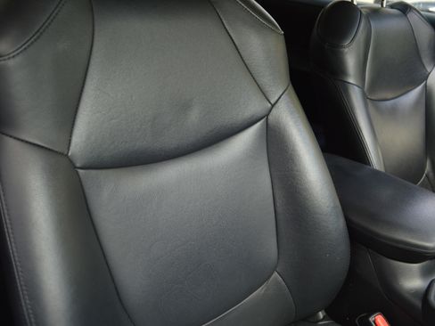 Used 2020 Toyota RAV4 LE image 38