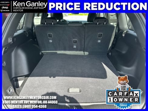 Used 2025 Jeep Grand Cherokee Laredo w/ Luxury Tech Group I AWD/4WD image 11