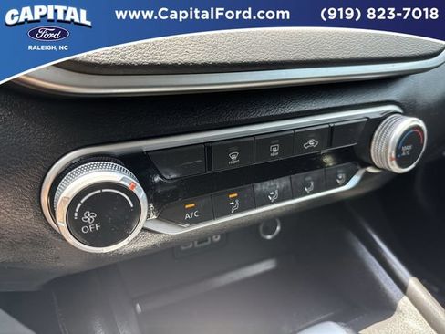 Used 2022 Nissan Altima 2.5 SR FWD image 29