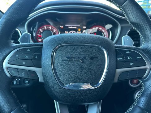 Used 2015 Dodge Challenger SRT Hellcat image 22
