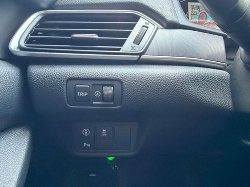 Used 2021 Honda Accord EX-L image 10