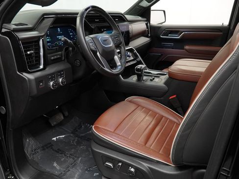 Certified 2025 GMC Sierra 1500 Denali Ultimate AWD/4WD image 12