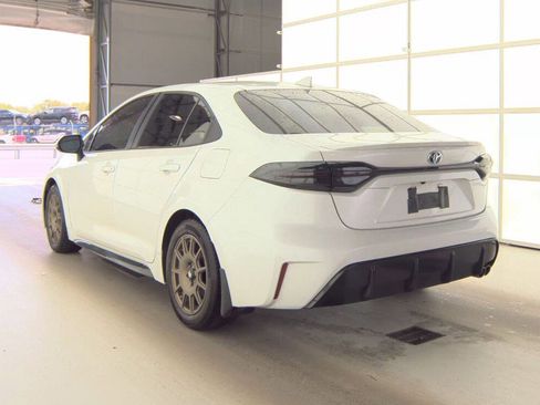 Used 2024 Toyota Corolla SE FWD image 4