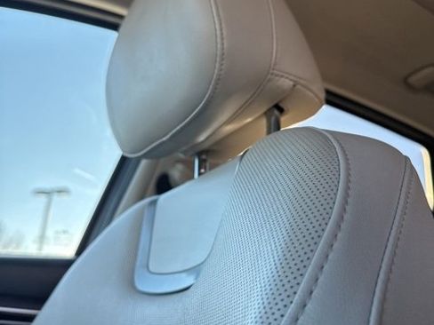 Used 2024 Hyundai Tucson Limited image 32