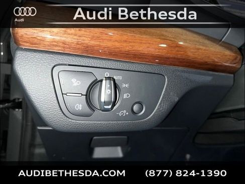 Used 2023 Audi Q5 2.0T Premium w/ Convenience Package image 15