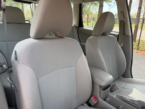 Used 2012 Subaru Forester 2.5X image 21