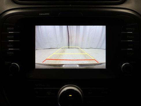 Used 2018 Kia Soul + image 23