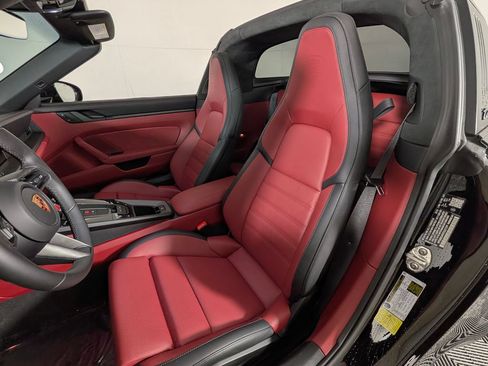 Certified 2026 Porsche 911 Targa 4 GTS AWD/4WD image 5