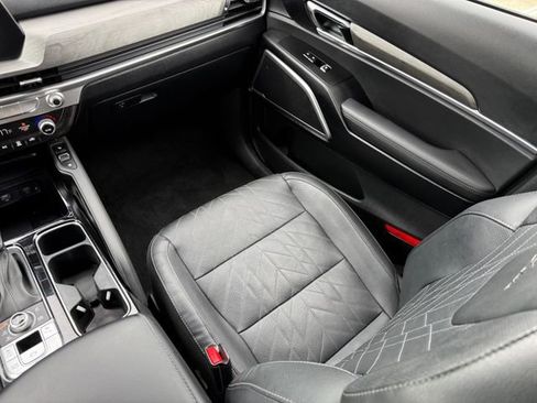 Used 2024 Kia Telluride EX X-Line AWD/4WD image 28