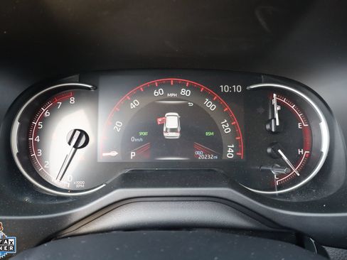Used 2025 Toyota RAV4 XLE Premium w/ Blackout Package (GST) FWD image 16