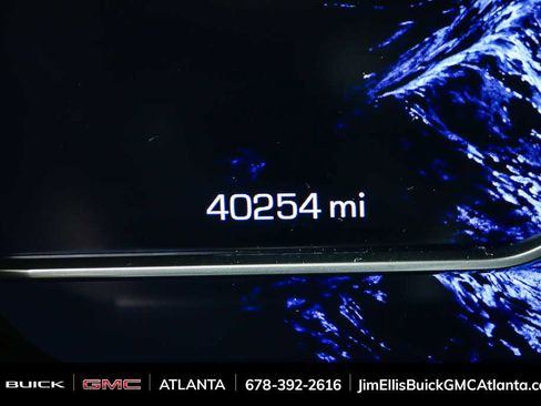 Used 2023 GMC Sierra 1500 AT4 w/ AT4 Premium Package image 9