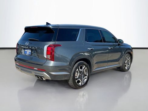 Used 2024 Hyundai Palisade SEL image 3
