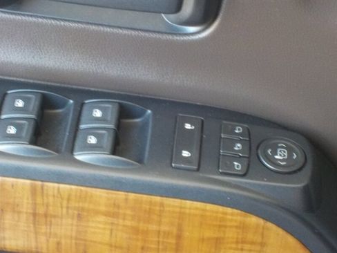 Used 2018 GMC Sierra 1500 SLT image 28