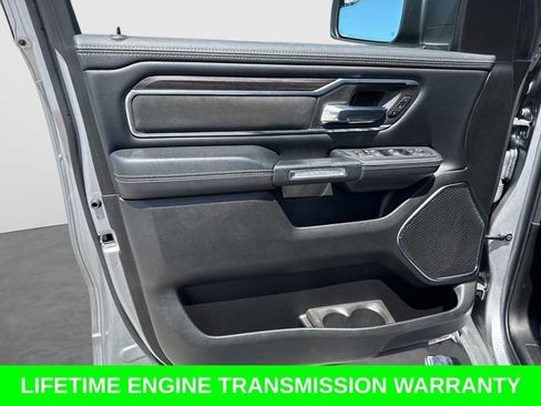 Used 2025 RAM 1500 Laramie w/ Sport Appearance Package AWD/4WD image 18