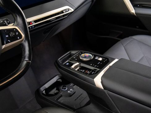 Used 2024 BMW iX xDrive50 w/ Convenience Package image 11