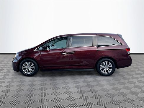 Used 2017 Honda Odyssey SE image 9