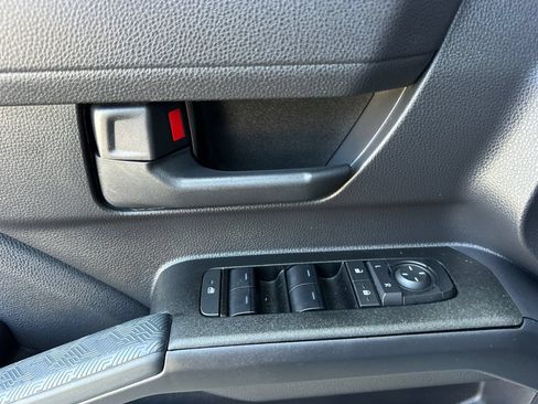 Used 2025 Toyota 4Runner SR5 RWD image 10