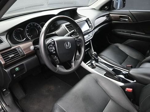 Used 2017 Honda Accord EX-L image 20